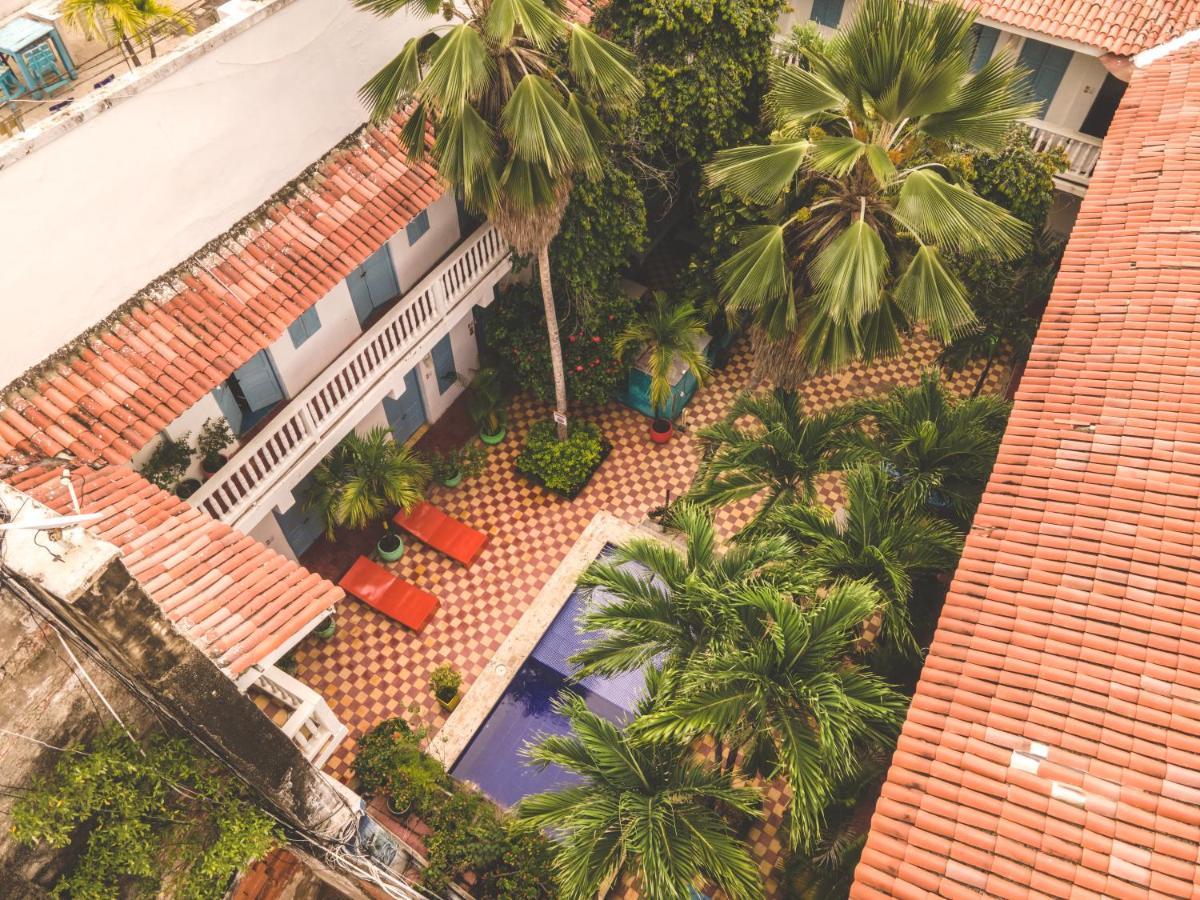 Media Luna Hostel Cartagena Exterior photo